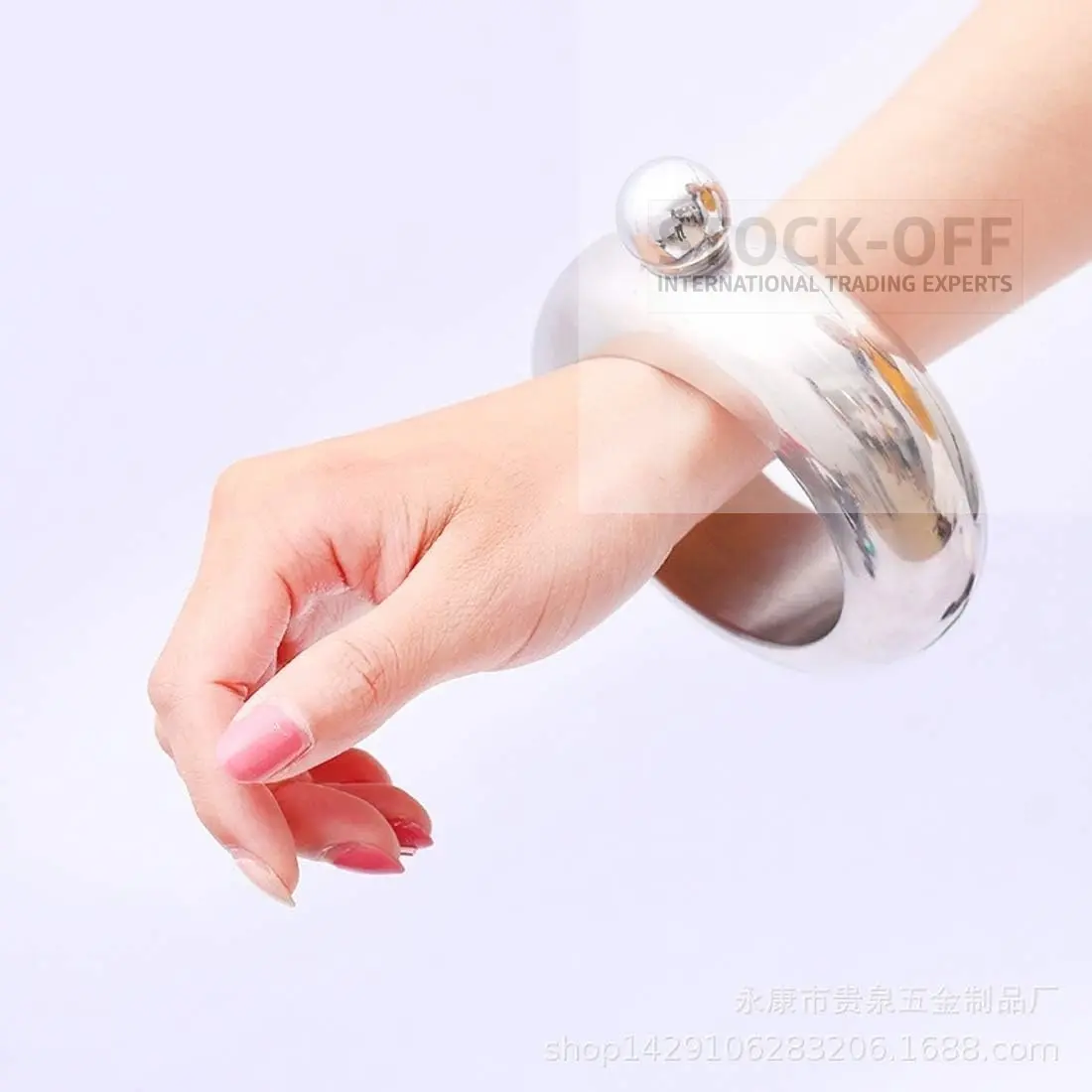 🍸 Pulseira com Recipiente Interno – Magic Drink - Image 3
