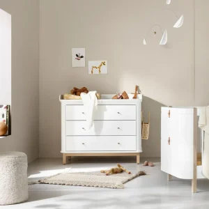Cómoda Wood 3 Gavetas com Trocador Grande, Madeira e Branco