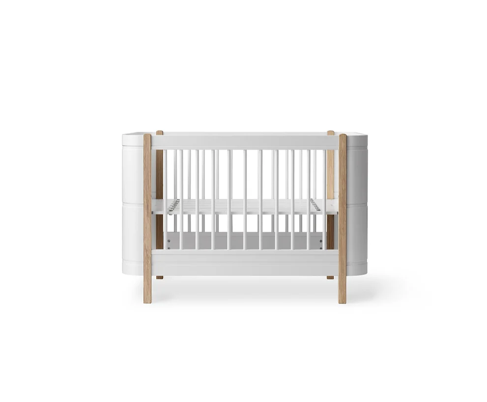 Cama de Grades Wood Mini+, Branco e Madeira (Inclui Kit 0-9 anos) - Image 6