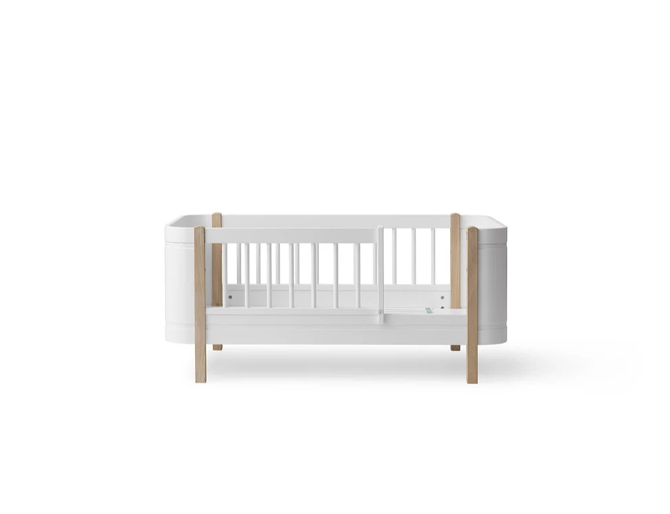 Cama de Grades Wood Mini+, Branco e Madeira (Inclui Kit 0-9 anos) - Image 9