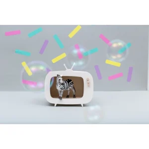 Mini Televisão de Madeira